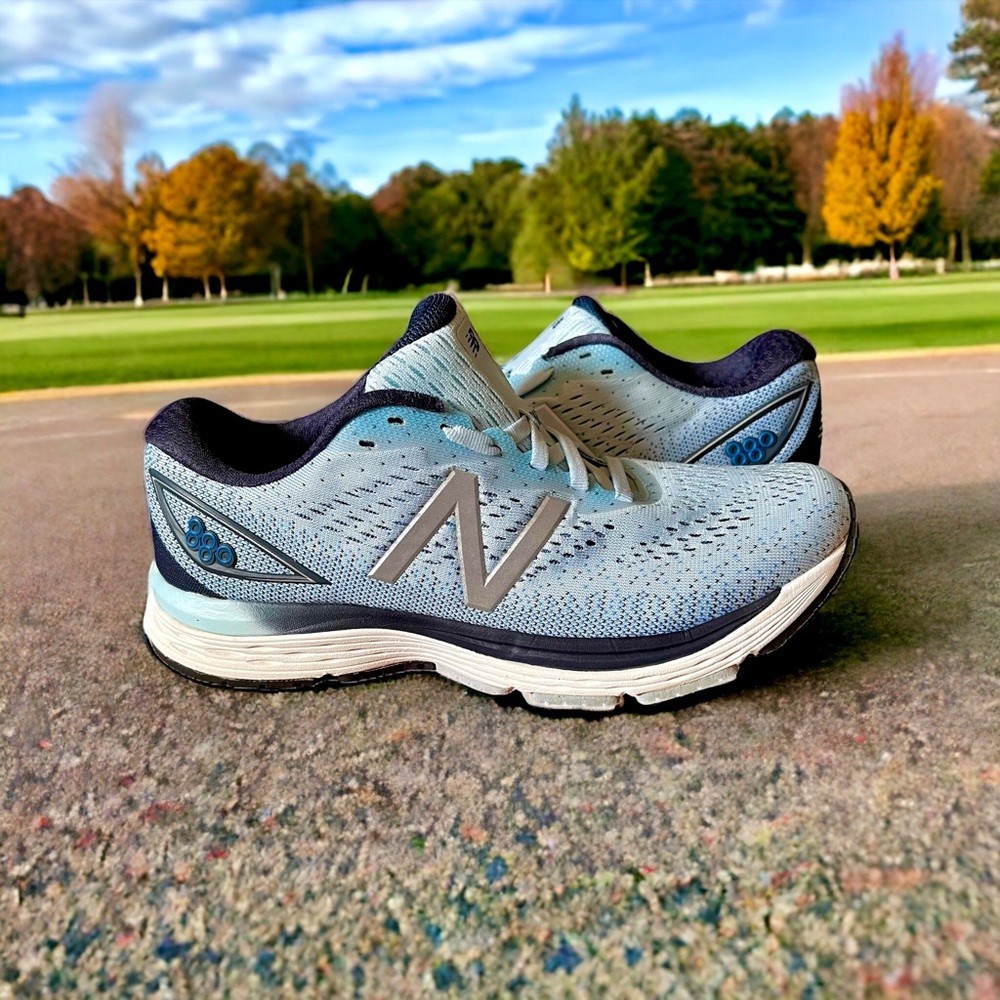 New Balance Fresh Foam 880v9 Womens Running Shoes Blue Athletic Sneakers Sz 9.5